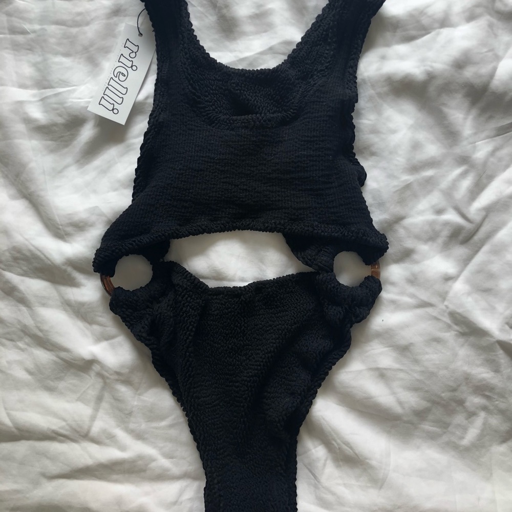 Rielli Lago in Black